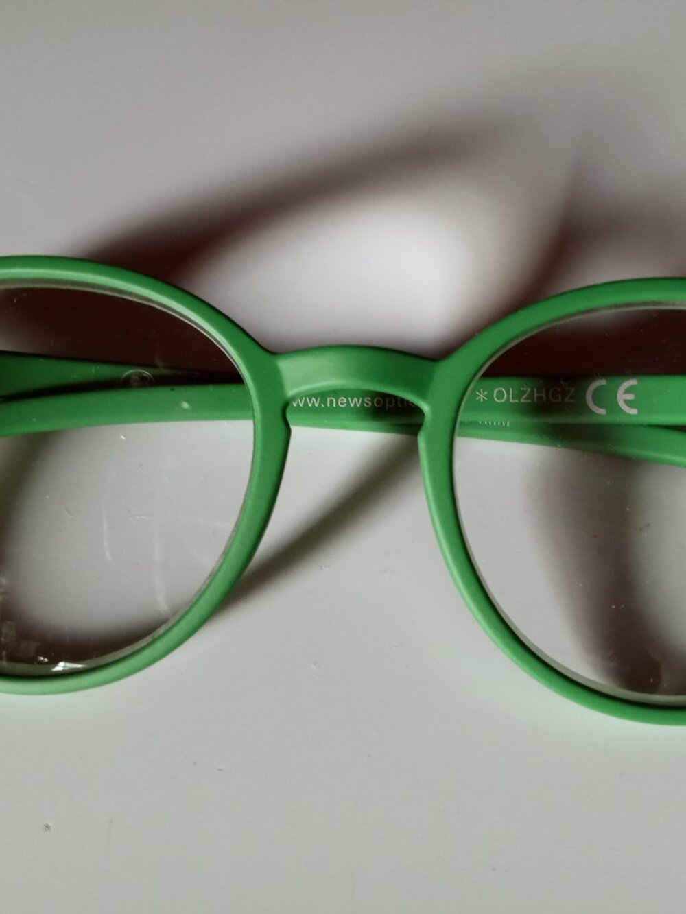 Green Reading Glasses German Made by Klammeraffe - Picture 3 of 4